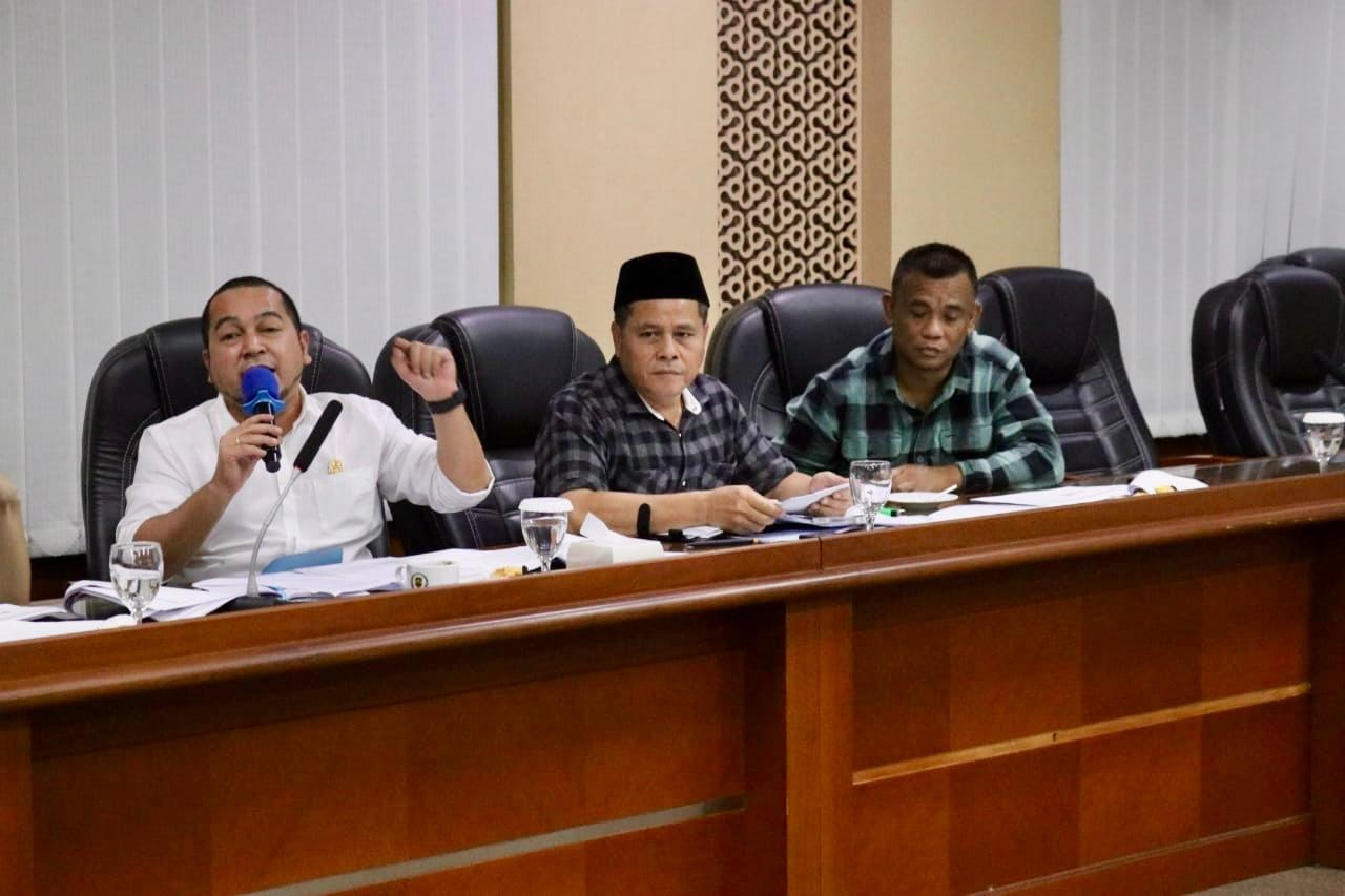 Banggar DPRD Bersama TAPD Pemkab Purwakarta Rapat Pembahasan RAPBD TA 2025 Terkait Pendapatan Daerah
