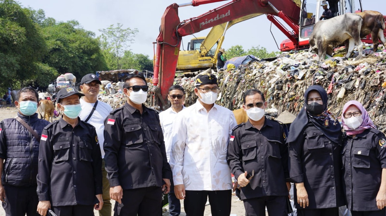 Ketua DPRD dan Komisi III Prihatin Atas Kondisi TPA Cikolotok Yang Menyebabkan Pencemaran Lingkungan
