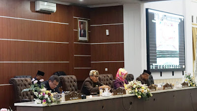 DPRD dan Pemkab Purwakarta Setujui RAPBD Ditetapkan Menjadi APBD TA 2024 Pada Rapat Paripurna