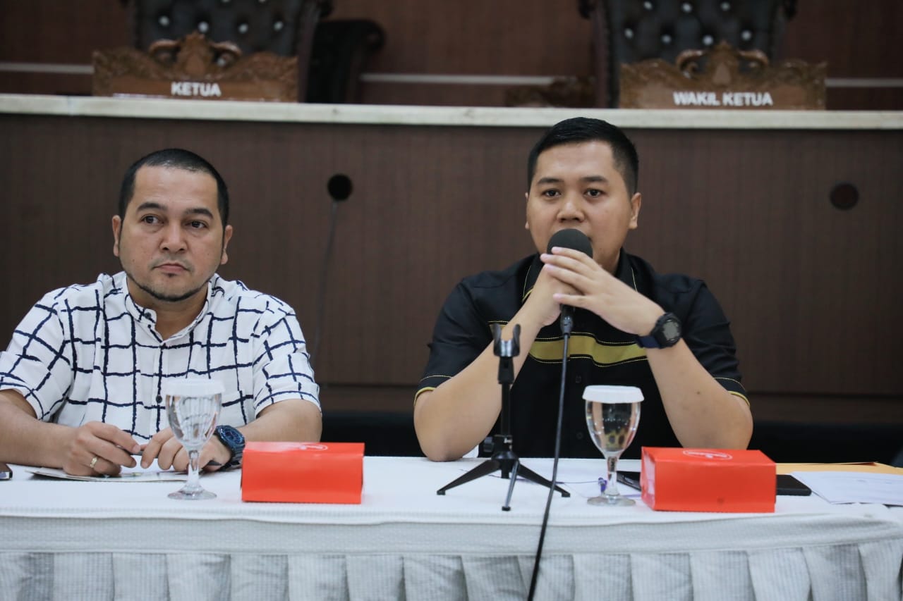 Pimpinan DPRD Purwakarta dan Ketua Komisi III Menerima Audiens KPLHI Mempertanyakan Kehadiran Perusahaan Pengelolaan Limbah B3