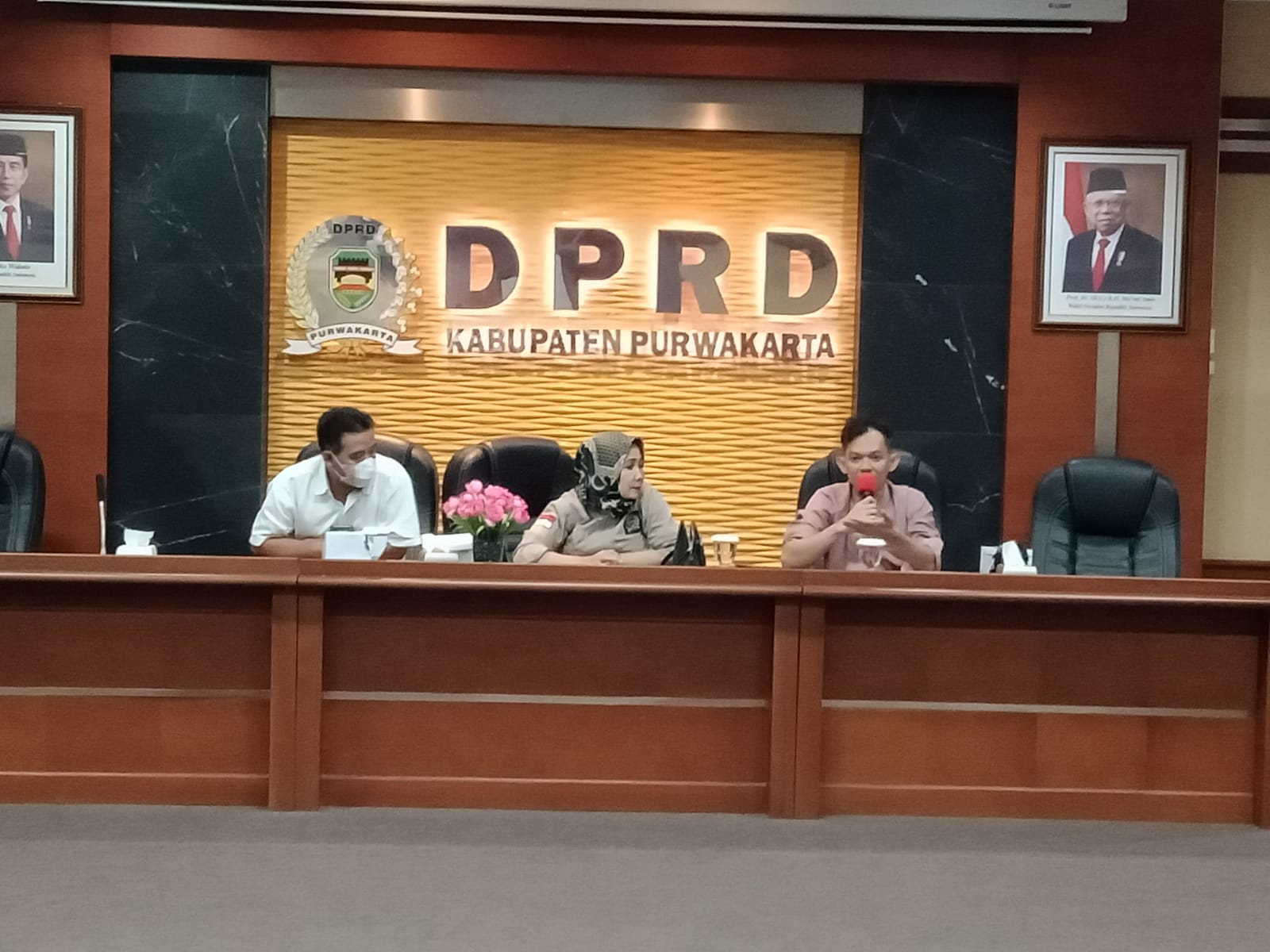 Komisi II DPRD Purwakarta Terima Audien Pengurus Dewan Koperasi Indonesia Daerah Purwakarta Versi Kepres
