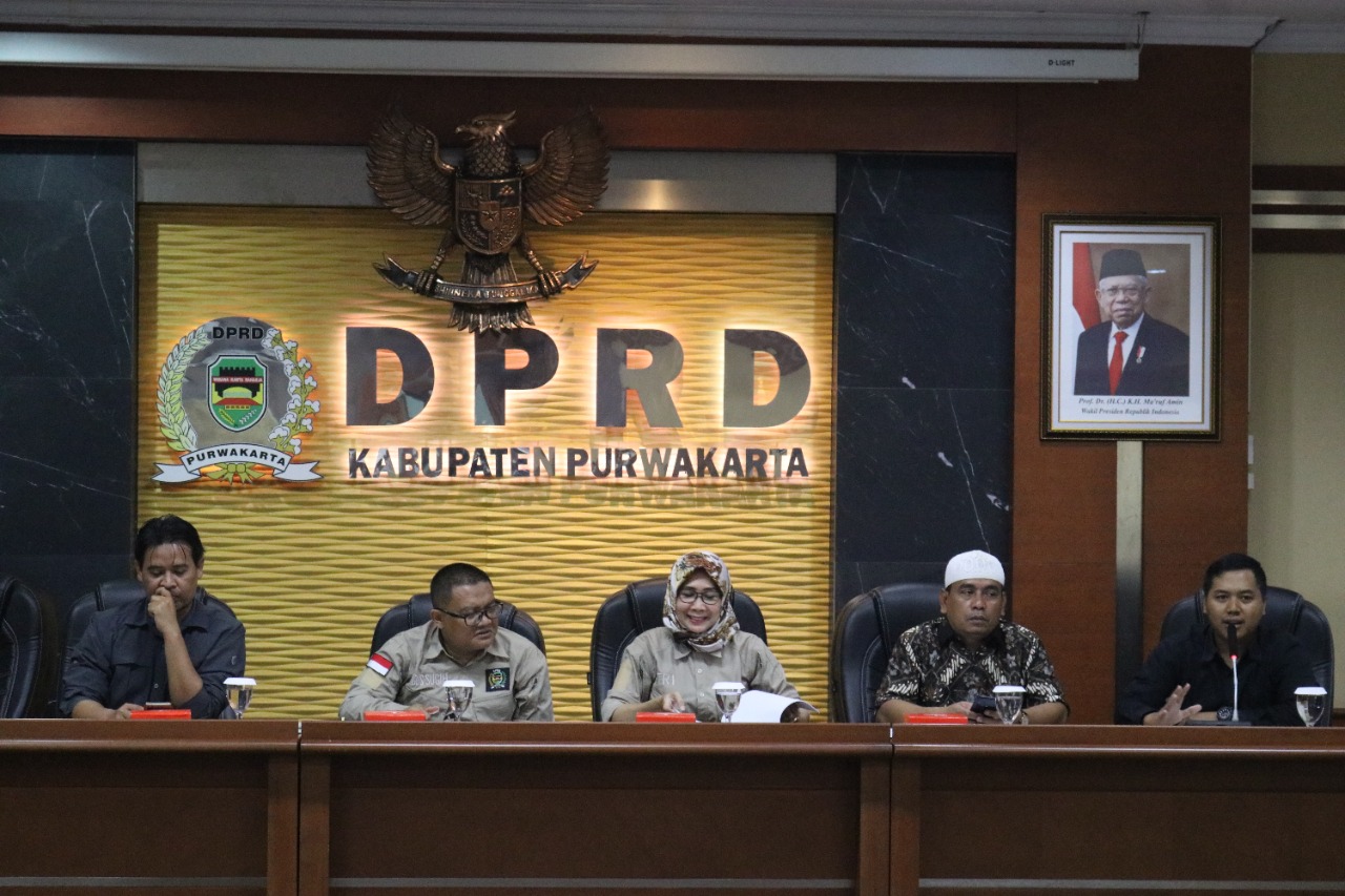 Raperda Inisiasi Pemda Tentang Pengelolaan Keuangan Daerah Mulai Dibahas Pansus B DPRD Purwakarta