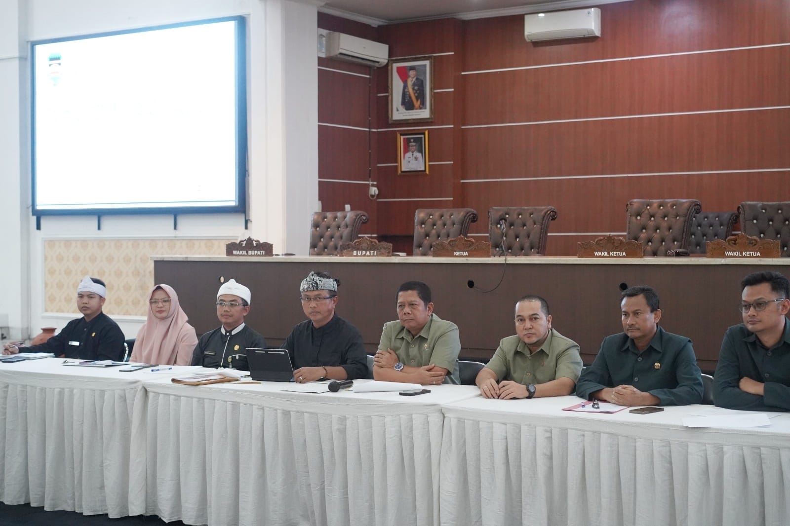 Ratusan Calon PPPK Mengadu ke DPRD Purwakarta Menolak Penundaan Pengangkatan