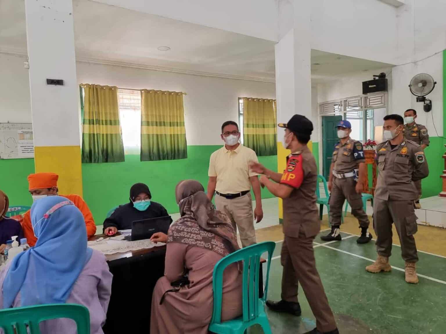 Ketua DPRD Purwakarta Keliling Monitoring Vaksinasi di Kecamatan Campaka