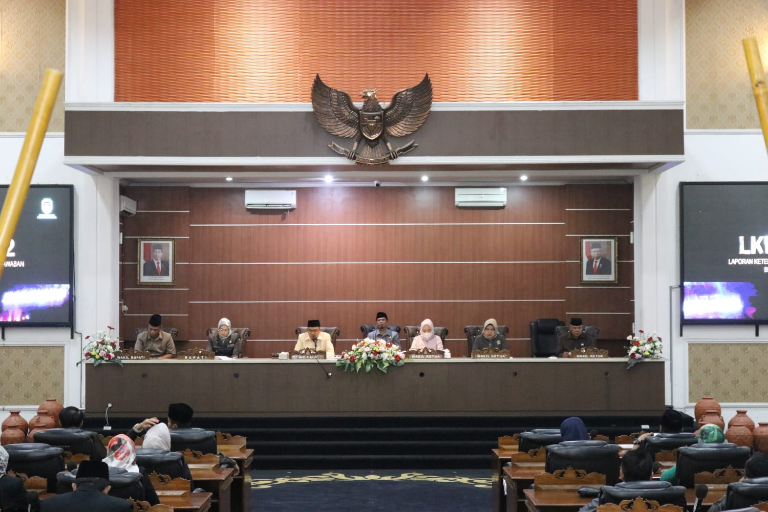 Ketua DPRD Purwakarta Pimpin Rapat Paripurna LKPJ Bupati TA 2022