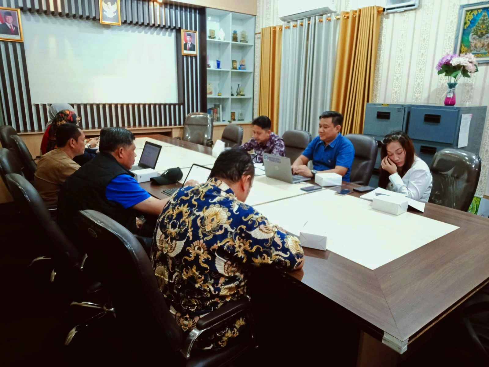 Pansus D DPRD Purwakarta Mulai Membahas Raperda Penyelenggaraan Keolahragaan bersama Disporaparbud