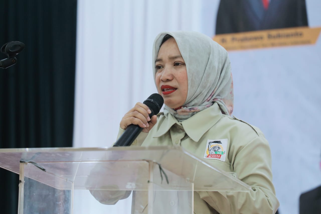 Ketua DPRD Mengukuhkan Dewan Pengurus Daerah Tani Merdeka Indonesia Kabupaten Purwakarta